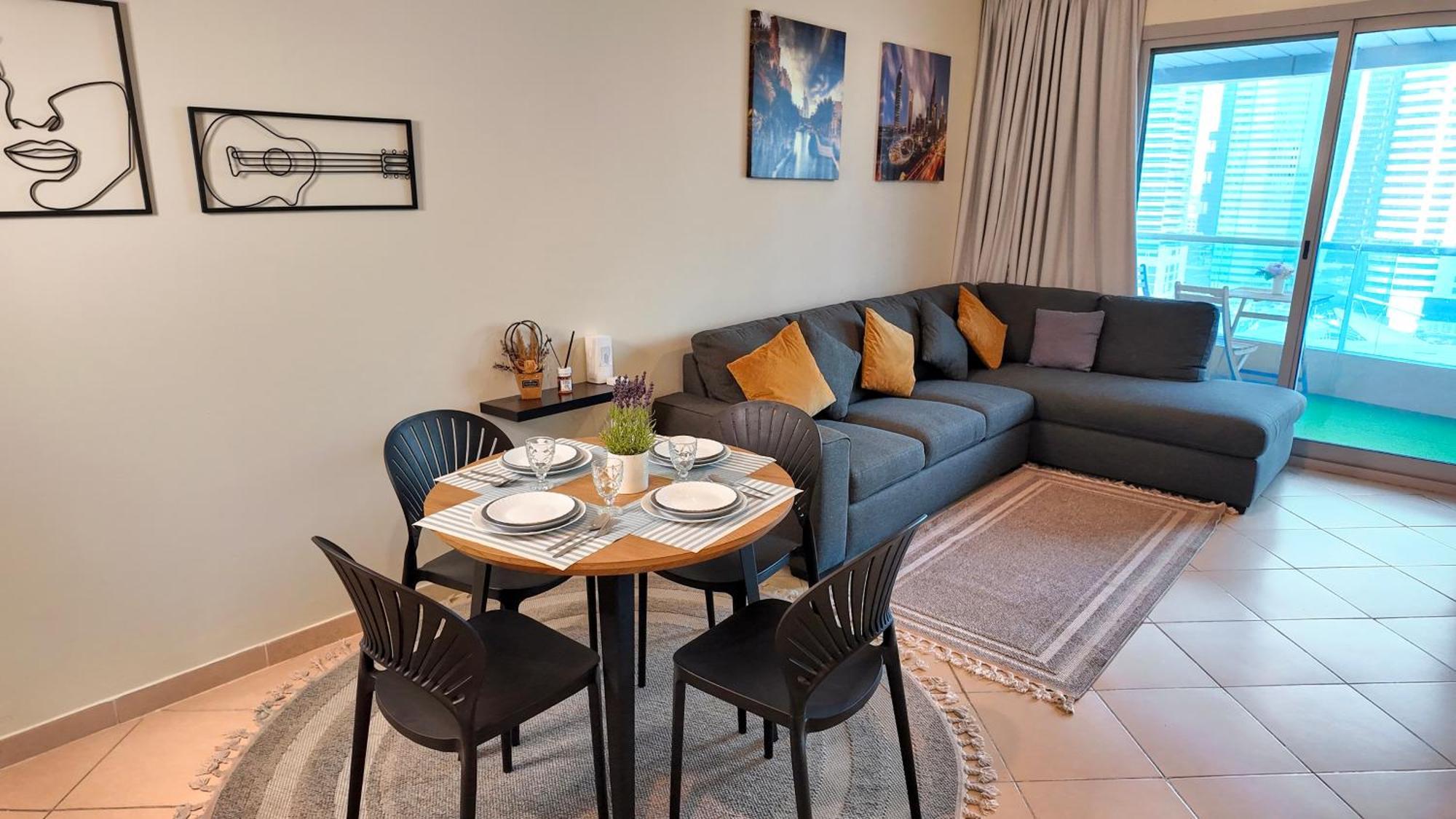 Spacious 2 Bed Apt At Marina High Floor Dubai Exterior foto