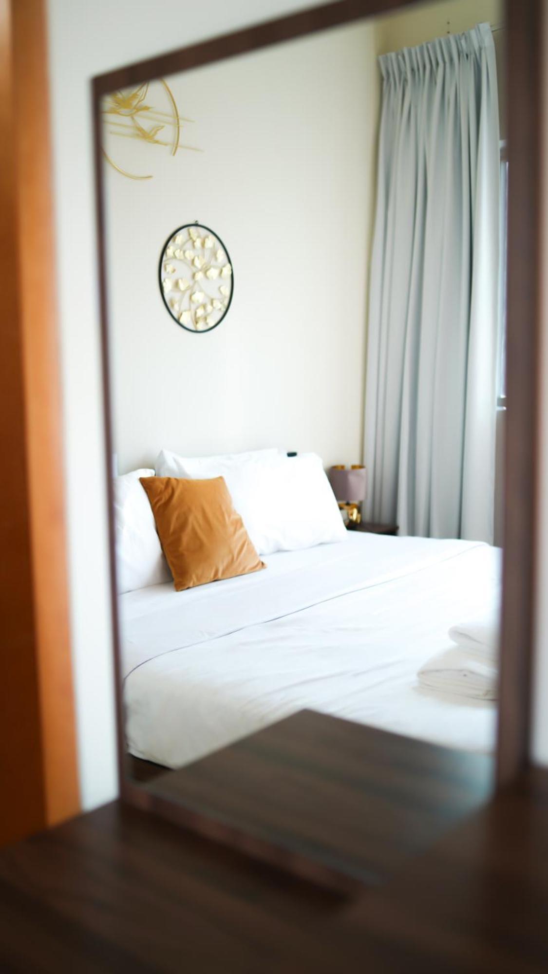 Spacious 2 Bed Apt At Marina High Floor Dubai Exterior foto